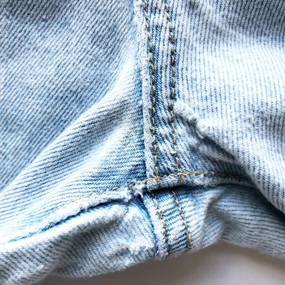 LEVI'S Wedgie Straight Light Wash Raw Hem Jeans Womens 25 - Picture 10 of 13